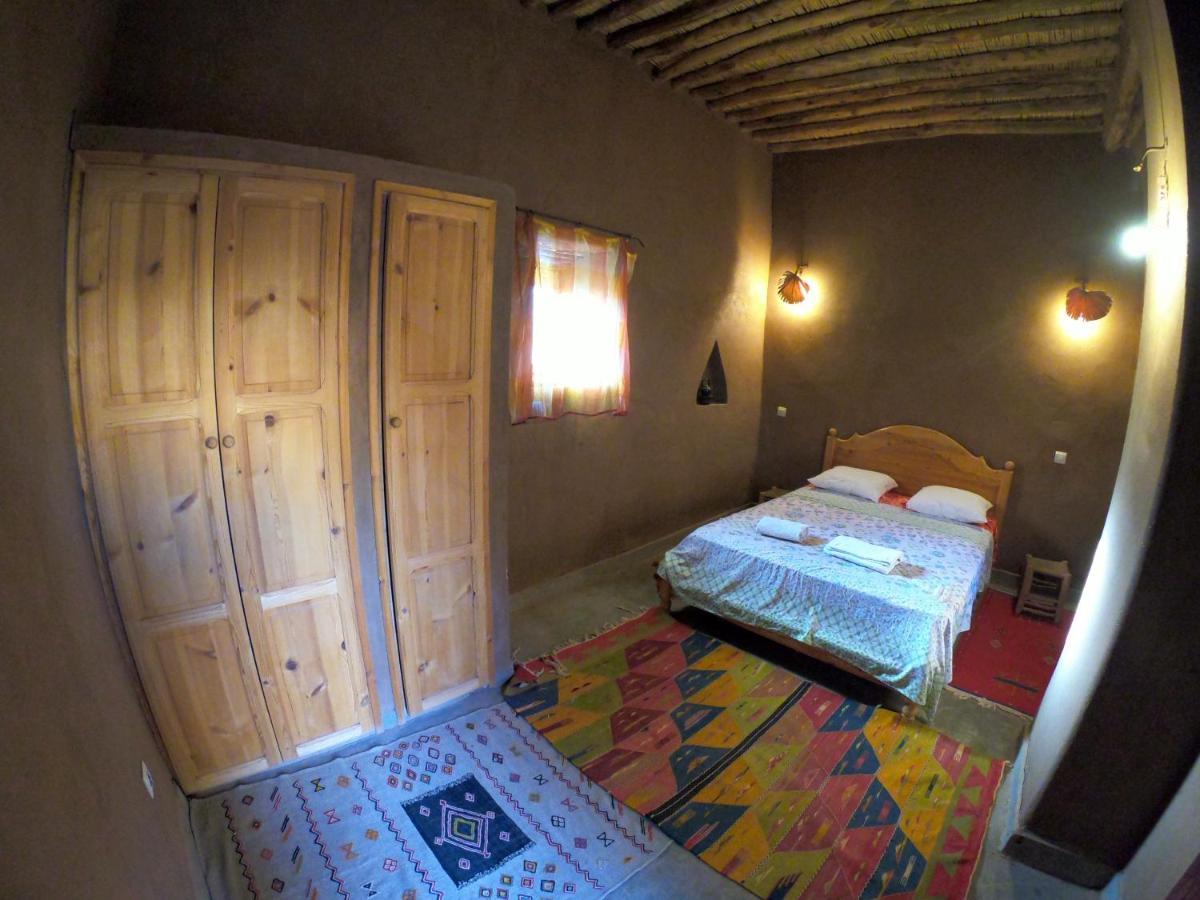 Authentic Riad & Activities Erg Мхамид Экстерьер фото