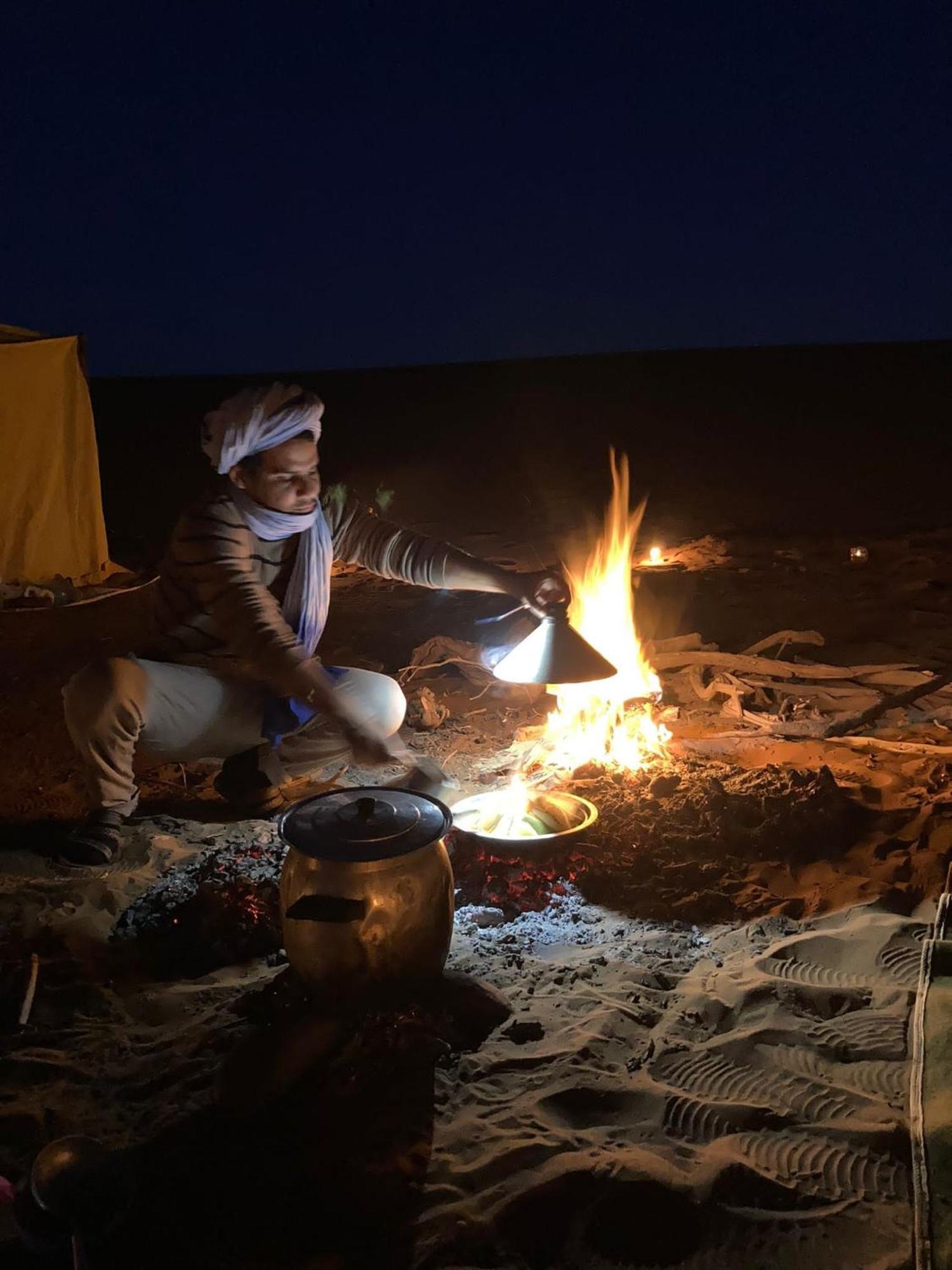 Authentic Riad & Activities Erg Мхамид Экстерьер фото