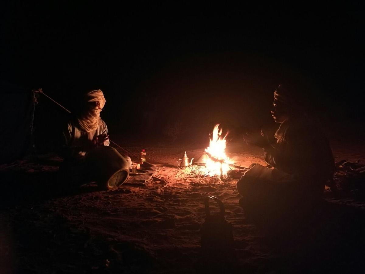 Authentic Riad & Activities Erg Мхамид Экстерьер фото